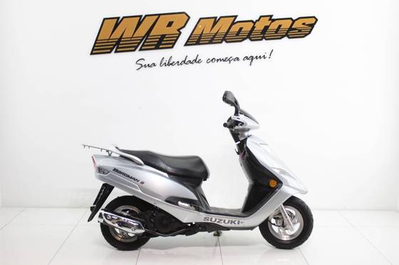 SUZUKI BURGMAN i SUZUKI BURGMAN i
